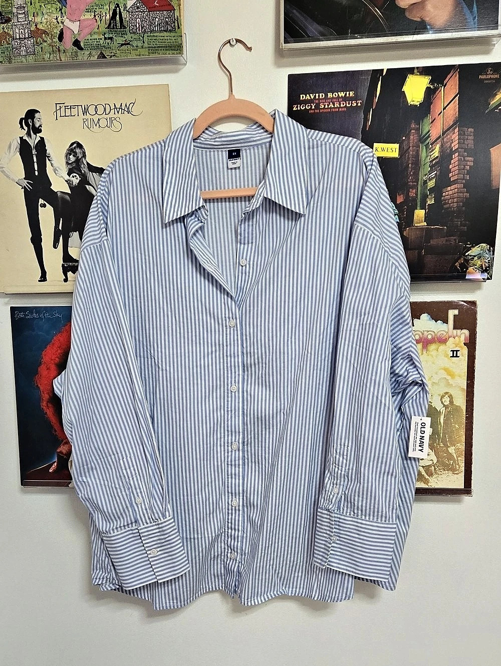Bundle 5 Items For $25! Old Navy Tie-Back Button-Down Shirt Blue & White 2X